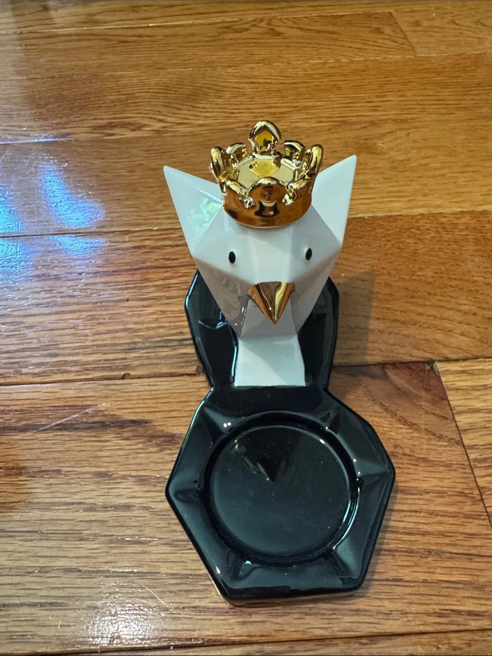 PartyLite White Origami Bird Prince with Gold Crown and Black Tray - Picture 2 of 7